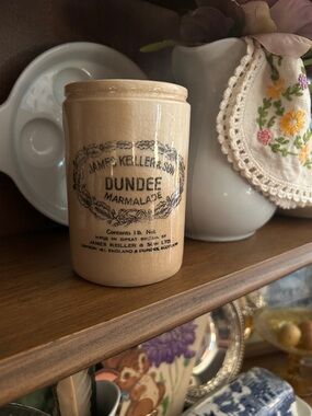 Dundee Marmalade Crock - Toasty Vintage Staining